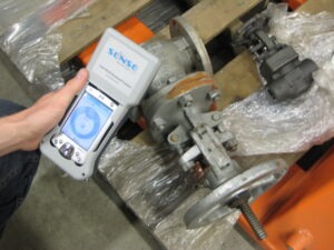 rfid scanner in industrial setting